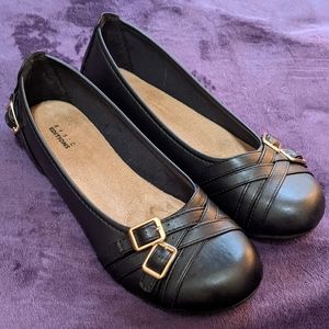 Black Ballet Flats